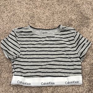 Calvin Klein Womens Gray and Black Striped Cropped Tee
